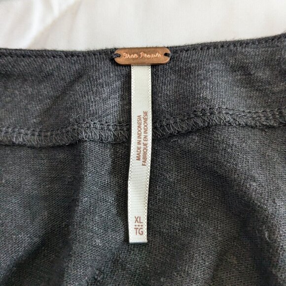 Free People Cropped Halter Tank Top XL Black Knit Linen-blend Long Weekend NWT - Picture 7 of 16